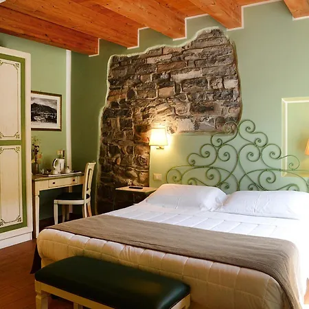 Borgo Antico Hotel 3*