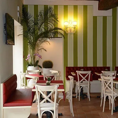 Borgo Antico 3* Como