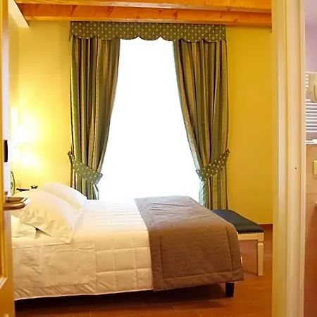 Borgo Antico Hotel 3*