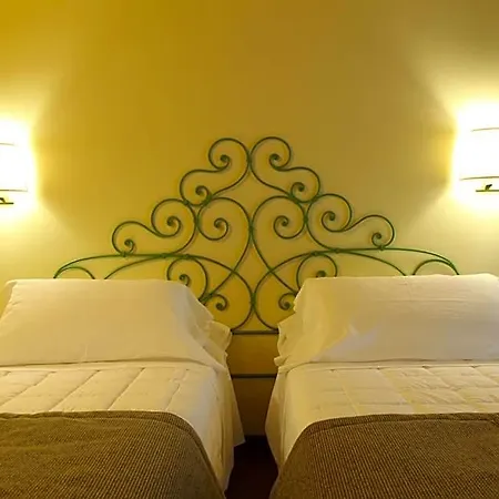 Borgo Antico Hotel 3*