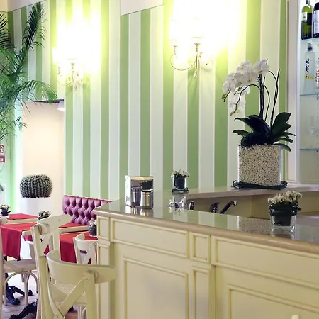 Отель Borgo Antico 3*