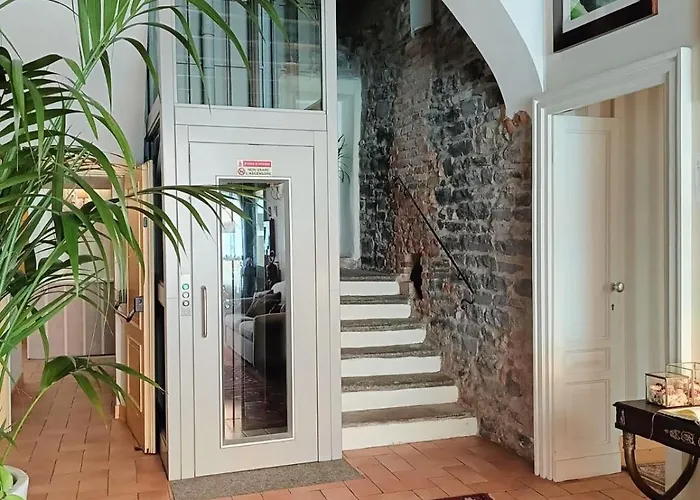 Szálloda Borgo Antico Como