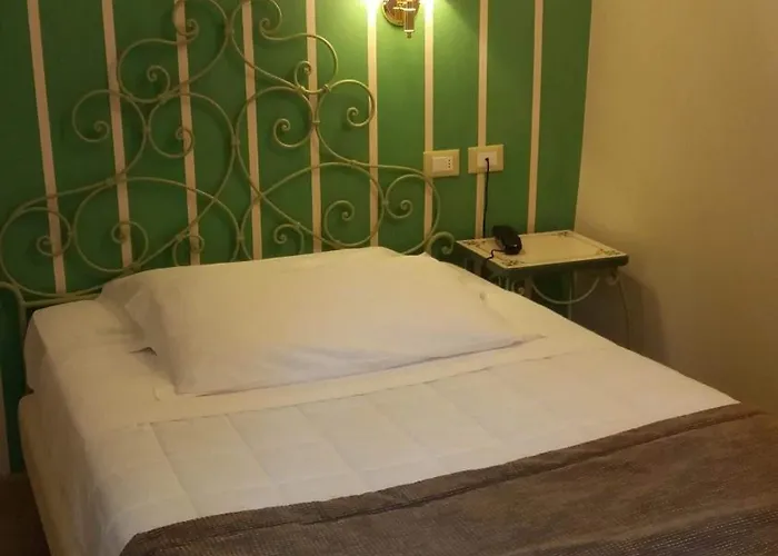 Borgo Antico 3* Como