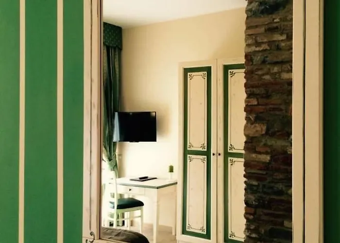 Borgo Antico Hotel Côme