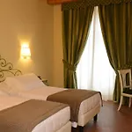 Borgo Antico 3* Como