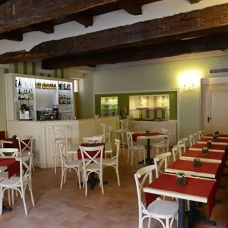 Ξενοδοχείο Borgo Antico 3*