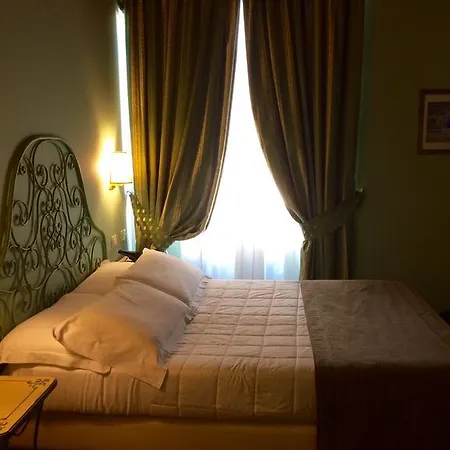 מלון Borgo Antico 3*