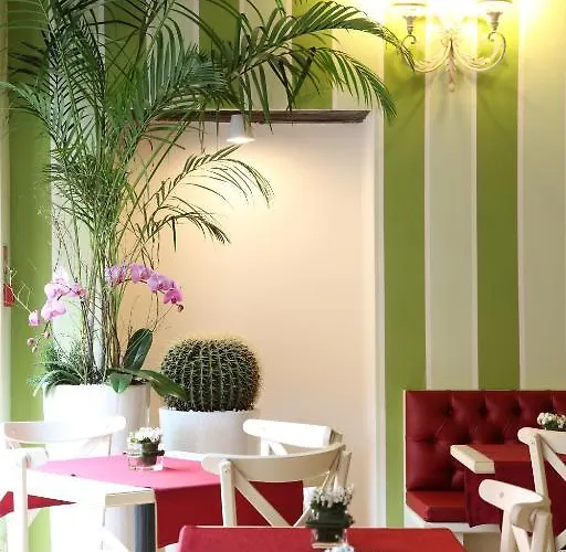 焉提博古酒店 3*